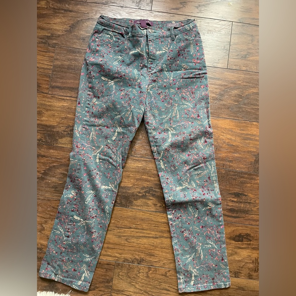 Gloria Vanderbilt Teal and Pink Floral Jeans